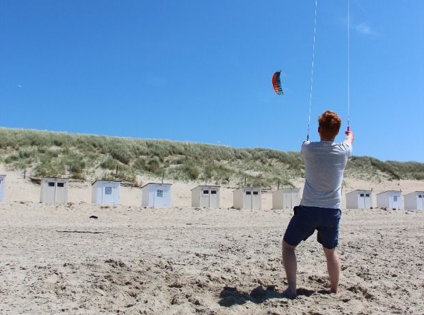 Powerkiten op Texelse strand